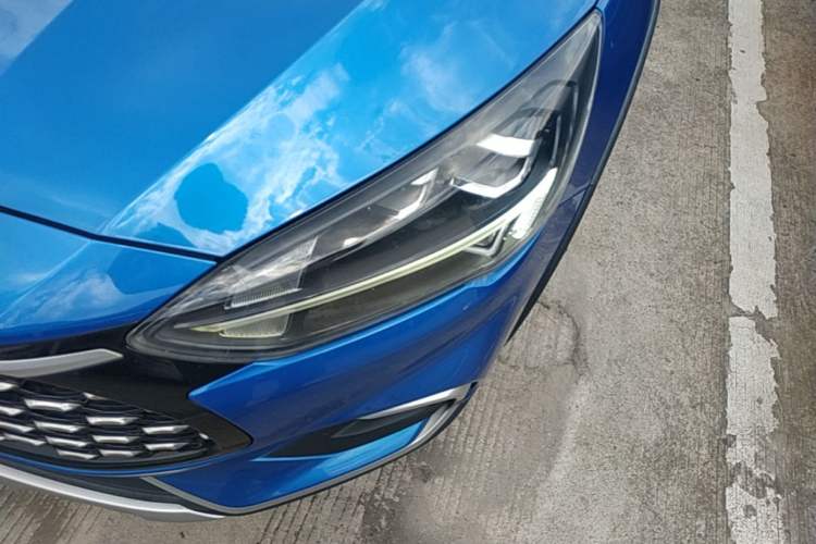 Used Ford Focus 2021 EcoBoost 180 Automatic Hunter Edition Left Front Headlight