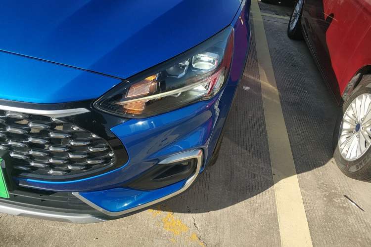 Used Ford Focus 2021 EcoBoost 180 Automatic Hunter Edition Left Front Headlight