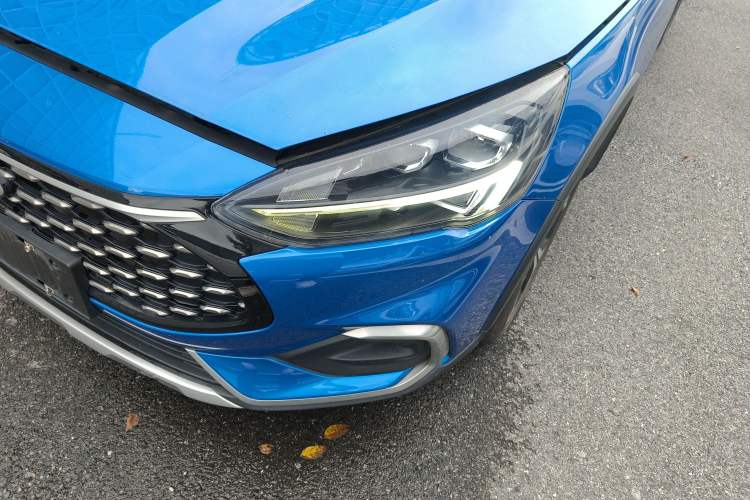 Used Ford Focus 2021 EcoBoost 180 Automatic Hunter Edition Left Front Headlight