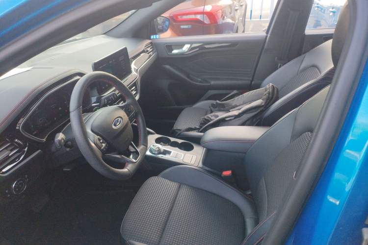 Used Ford Focus 2021 Hatchback EcoBoost 180 Automatic ST Line Left Front Seat