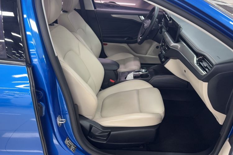 Used Ford Focus 2021 Sedan EcoBoost 180 Automatic Trendy Model Right Front Seat
