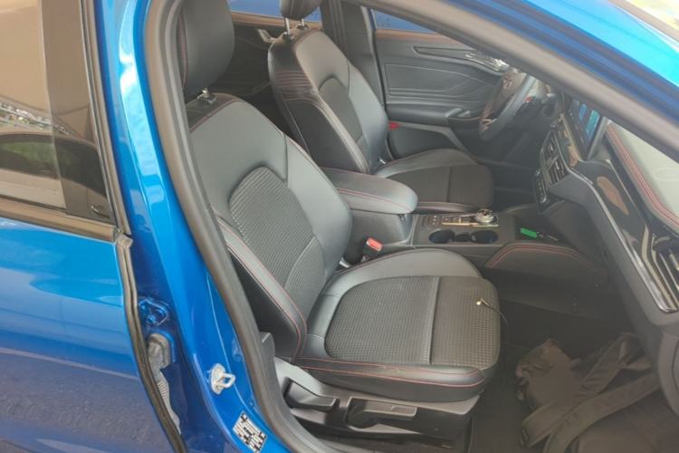 Used Ford Focus 2021 Sedan EcoBoost 180 Automatic ST Line Right Front Seat