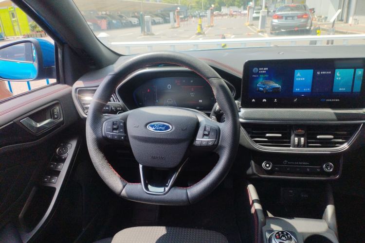 Used Ford Focus 2021 Hatchback EcoBoost 180 Automatic ST Line Steering Wheel