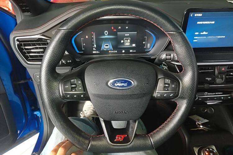 Used Ford Focus 2021 Hatchback EcoBoost 180 Automatic ST Line Steering Wheel