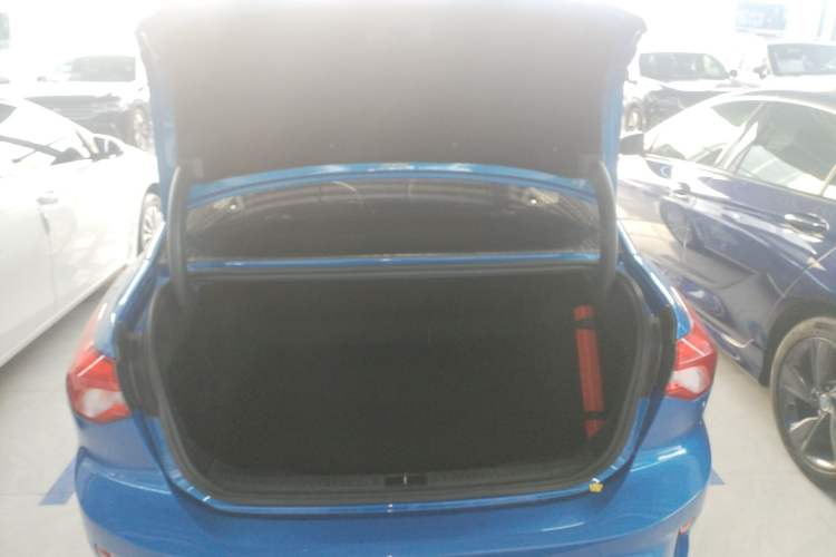 Used Ford Focus 2021 Sedan 1.5L Automatic Sharp Edition Trunk