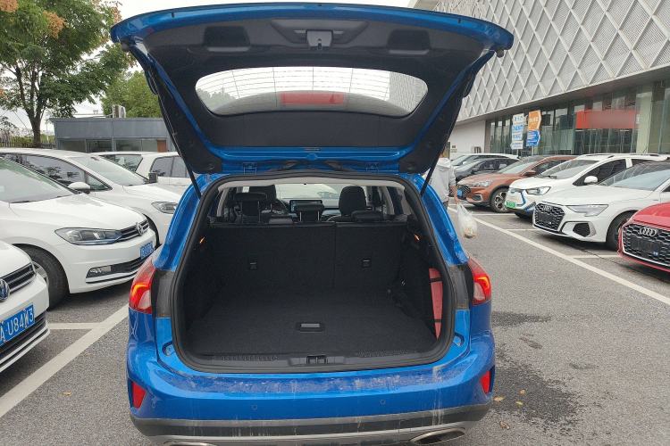 Used Ford Focus 2021 EcoBoost 180 Automatic Hunter Edition Trunk