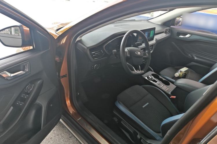 Used Ford Focus 2021 EcoBoost 180 Automatic Hunter Edition Driver Seat