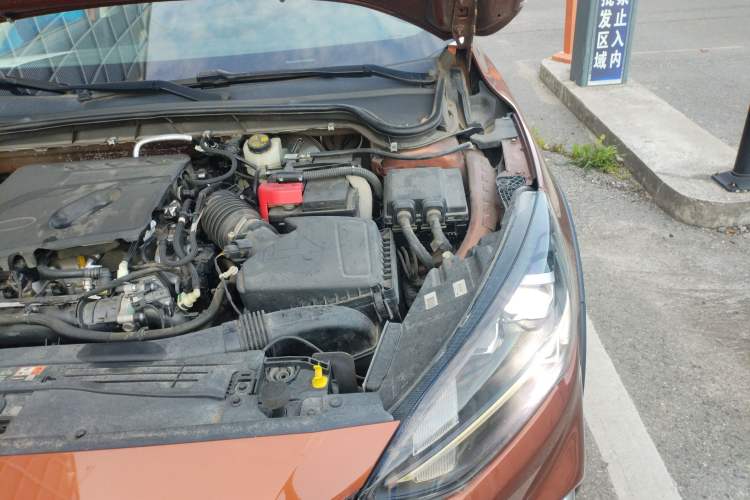 Used Ford Focus 2021 EcoBoost 180 Automatic Hunter Edition Engine Bay Left