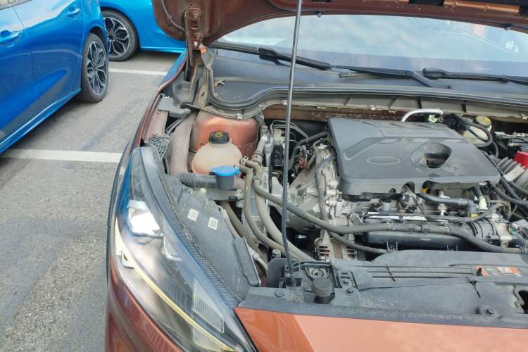 Used Ford Focus 2021 EcoBoost 180 Automatic Hunter Edition Engine Bay Right