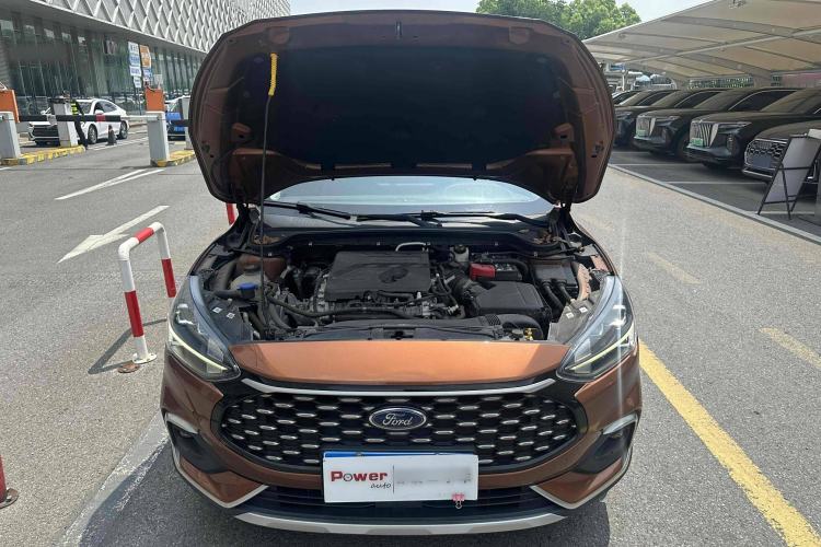 Used Ford Focus 2021 EcoBoost 180 Automatic Hunter Edition Interior 5