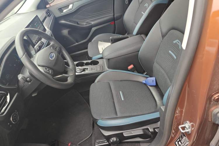 Used Ford Focus 2021 EcoBoost 180 Automatic Hunter Edition Left Front Seat
