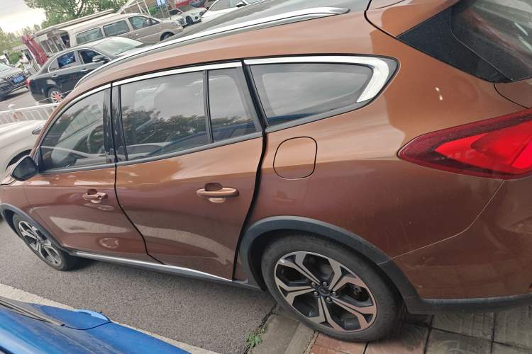Used Ford Focus 2021 EcoBoost 180 Automatic Hunter Edition Left Side