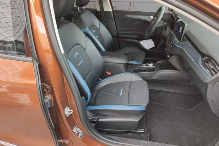 Used Ford Focus 2021 EcoBoost 180 Automatic Hunter Edition Right Front Seat
