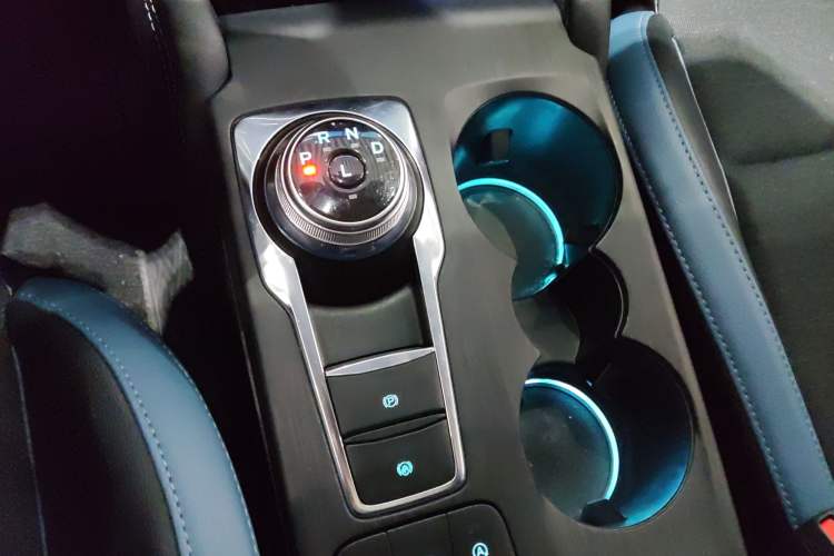 Used Ford Focus 2021 EcoBoost 180 Automatic Hunter Edition Gear Lever