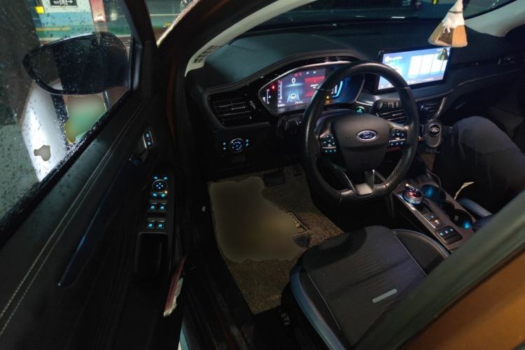 Used Ford Focus 2021 EcoBoost 180 Automatic Hunter Edition Driver Seat