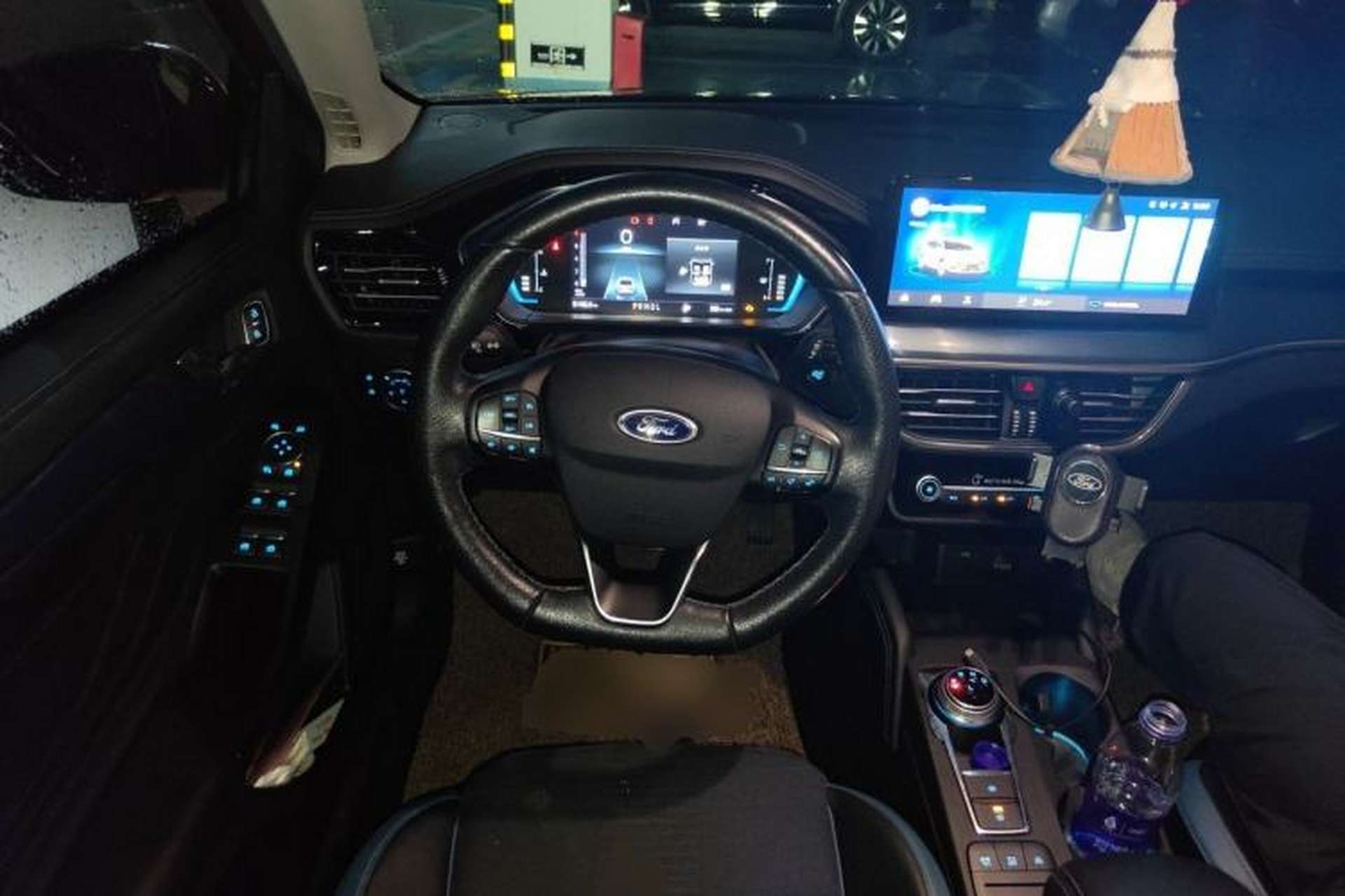 Used Ford Focus 2021 EcoBoost 180 Automatic Hunter Edition Steering Wheel