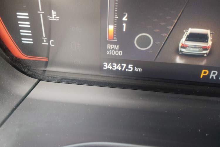 Used Ford Focus 2021 Hatchback EcoBoost 180 Automatic ST Line Odometer Close Up