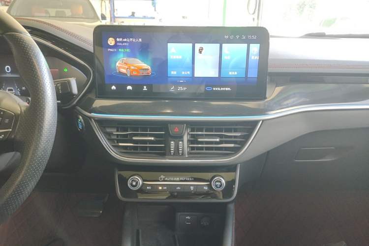 Used Ford Focus 2021 Sedan EcoBoost 180 Automatic ST Line Audio And AC Panel