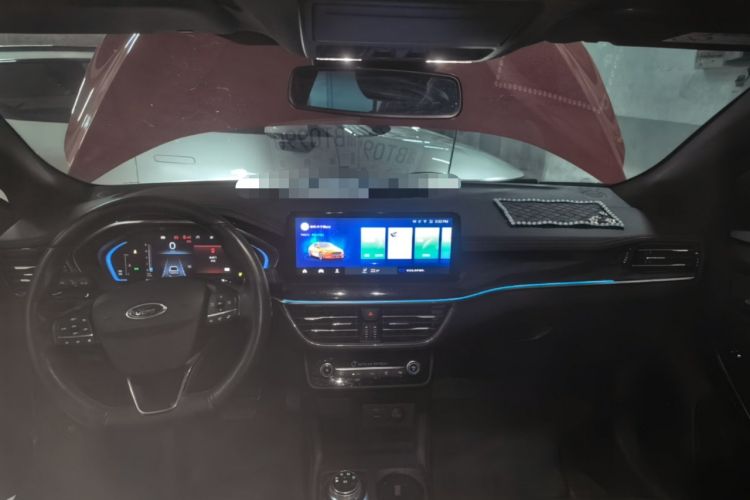 Used Ford Focus 2021 Sedan EcoBoost 180 Automatic ST Line Center Console
