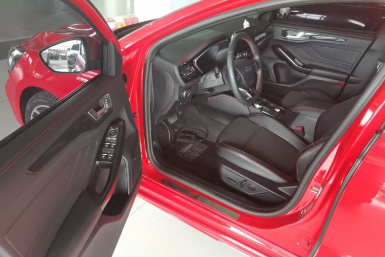 Used Ford Focus 2021 Hatchback EcoBoost 180 Automatic ST Line Driver Seat