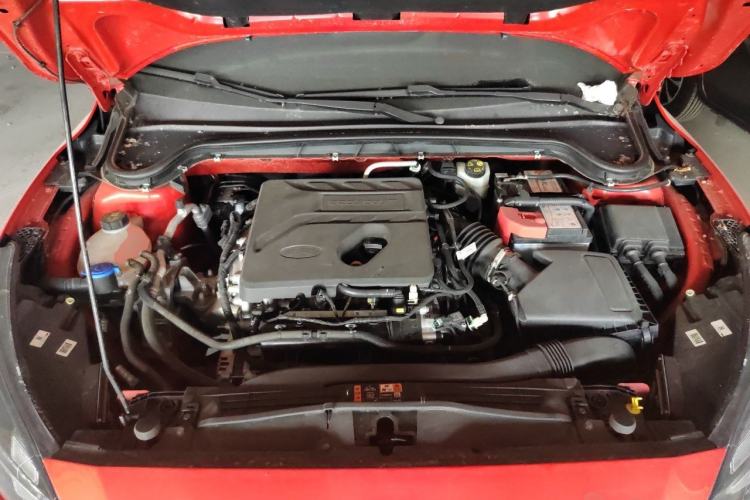 Used Ford Focus 2021 Hatchback EcoBoost 180 Automatic ST Line Engine Bay
