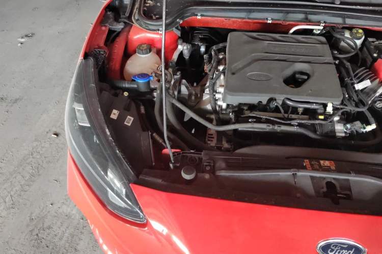Used Ford Focus 2021 Hatchback EcoBoost 180 Automatic ST Line Engine Bay Right