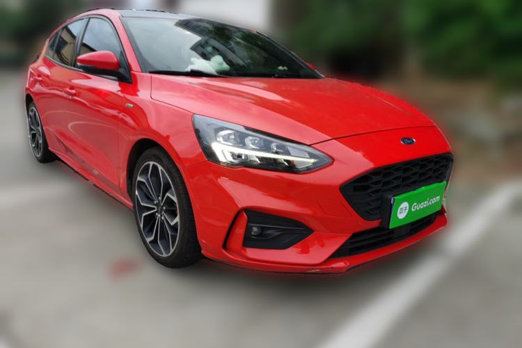 Used Ford Focus 2021 Hatchback EcoBoost 180 Automatic ST Line Exterior 2