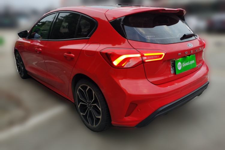 Used Ford Focus 2021 Hatchback EcoBoost 180 Automatic ST Line Exterior 3