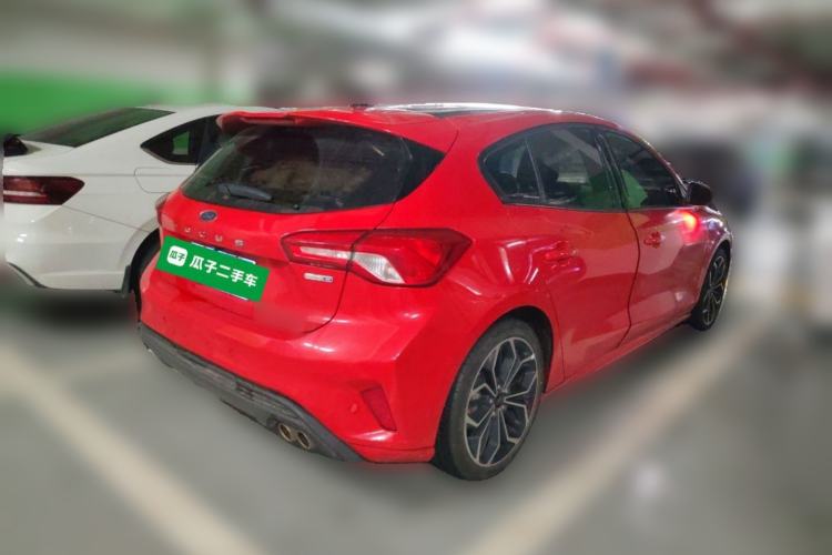 Used Ford Focus 2021 Hatchback EcoBoost 180 Automatic ST Line Exterior 5