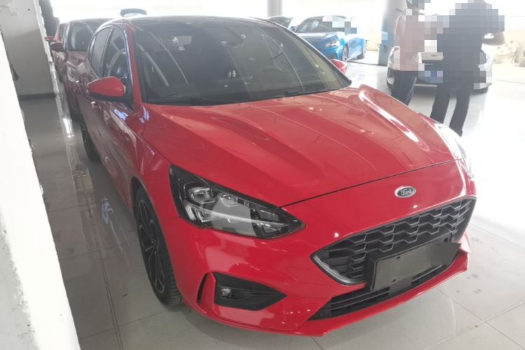 Used Ford Focus 2021 Hatchback EcoBoost 180 Automatic ST Line Front Right 45 Deg