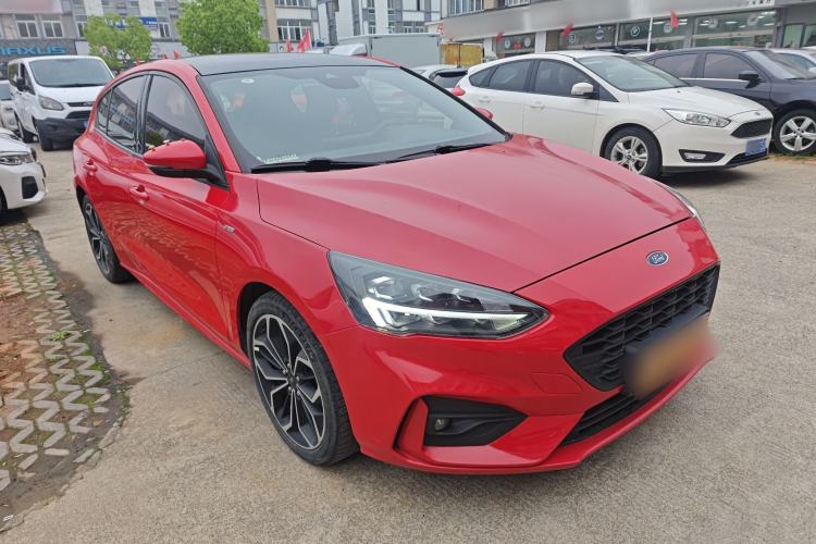 Used Ford Focus 2021 Hatchback EcoBoost 180 Automatic ST Line Front Right 45 Deg