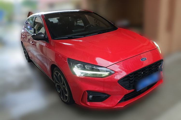 Used Ford Focus 2021 Hatchback EcoBoost 180 Automatic ST Line Front Right 45 Deg