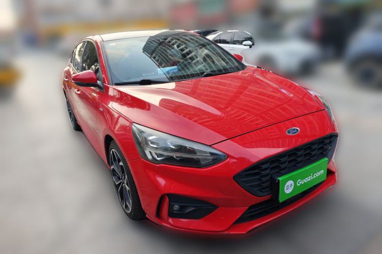 Used Ford Focus 2021 Hatchback EcoBoost 180 Automatic ST Line Front Right 45 Deg