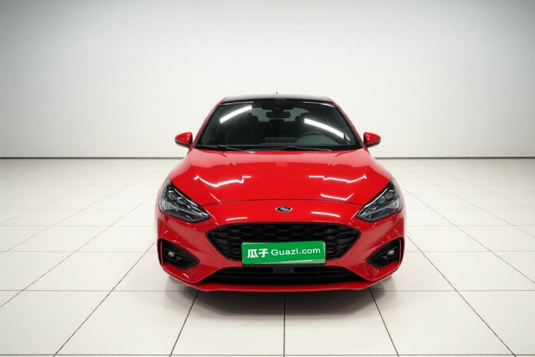 Used Ford Focus 2021 Hatchback EcoBoost 180 Automatic ST Line Front Right 45 Deg