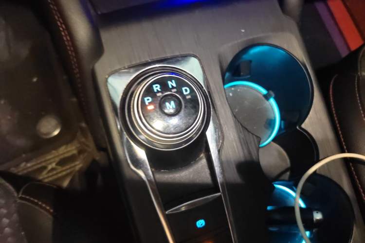 Used Ford Focus 2021 Hatchback EcoBoost 180 Automatic ST Line Gear Lever