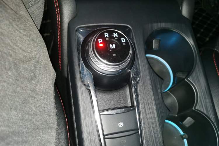 Used Ford Focus 2021 Hatchback EcoBoost 180 Automatic ST Line Gear Lever