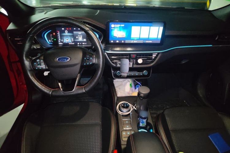 Used Ford Focus 2021 Hatchback EcoBoost 180 Automatic ST Line Interior 2