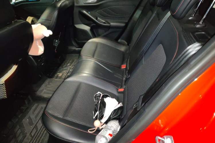 Used Ford Focus 2021 Hatchback EcoBoost 180 Automatic ST Line Interior 4