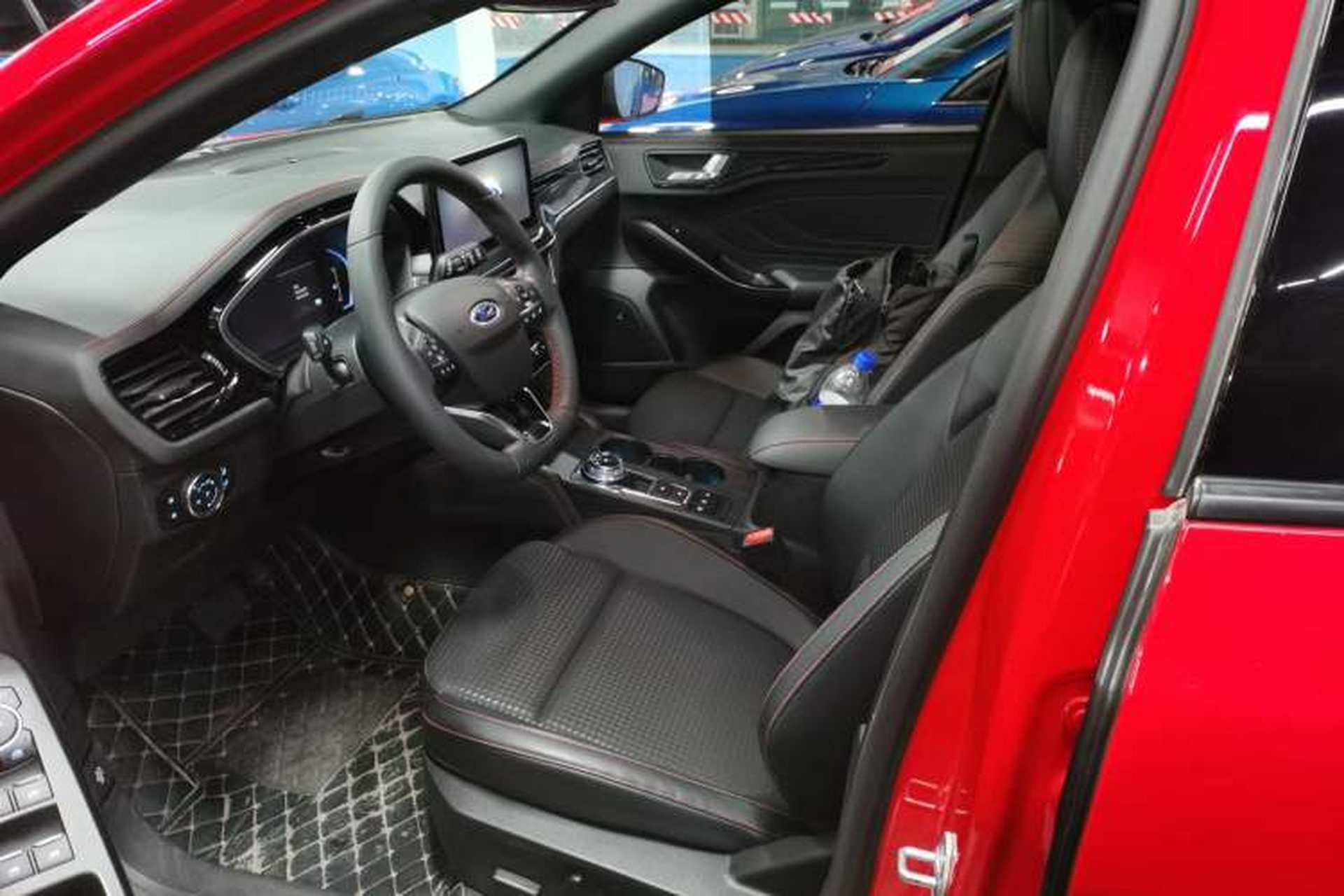 Used Ford Focus 2021 Hatchback EcoBoost 180 Automatic ST Line Left Front Seat