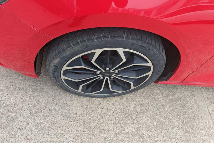 Used Ford Focus 2021 Hatchback EcoBoost 180 Automatic ST Line Left Front Wheel Hub