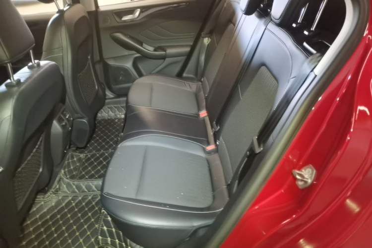 Used Ford Focus 2021 Hatchback EcoBoost 180 Automatic Titanium Edition Left Rear Seat