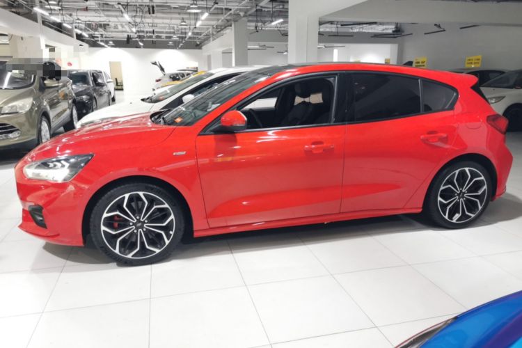 Used Ford Focus 2021 Hatchback EcoBoost 180 Automatic ST Line Left Side