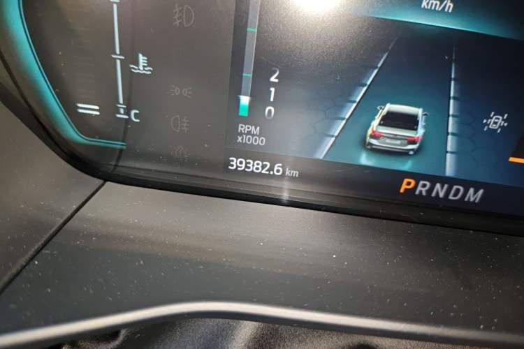 Used Ford Focus 2021 Hatchback EcoBoost 180 Automatic ST Line Odometer Close Up