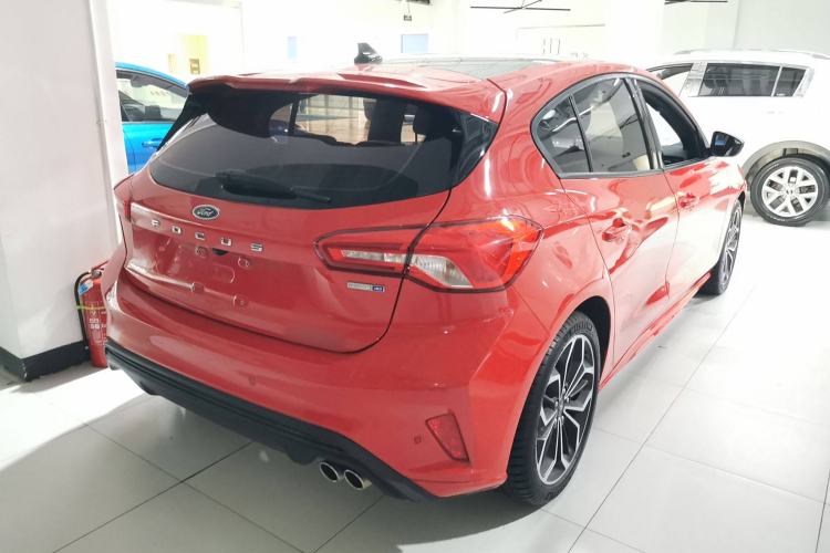 Used Ford Focus 2021 Hatchback EcoBoost 180 Automatic ST Line Rear Right 45 Deg