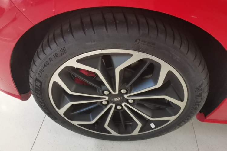 Used Ford Focus 2021 Hatchback EcoBoost 180 Automatic ST Line Right Rear Wheel Hub
