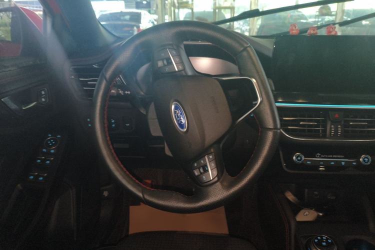 Used Ford Focus 2021 Sedan EcoBoost 180 Automatic ST Line Steering Wheel