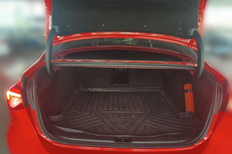Used Ford Focus 2021 Sedan EcoBoost 180 Automatic ST Line Trunk