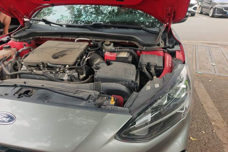 Used Ford Focus 2021 Sedan EcoBoost 180 Automatic ST Line Engine Bay Left