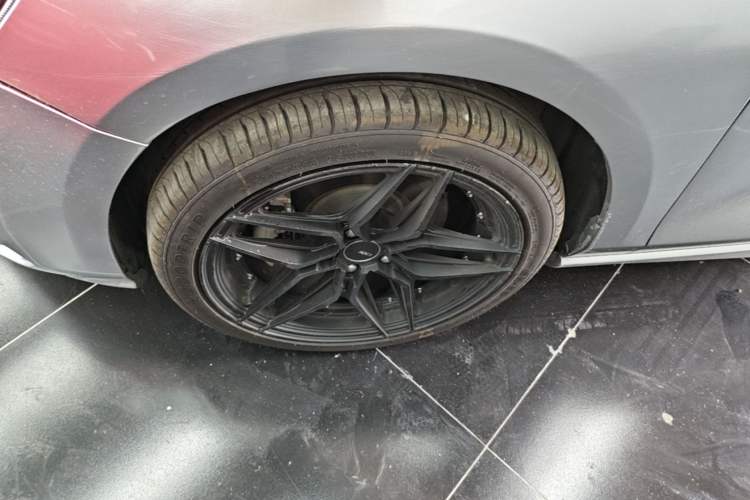 Used Ford Focus 2021 Hatchback EcoBoost 180 Automatic Titanium Edition Left Front Wheel Hub