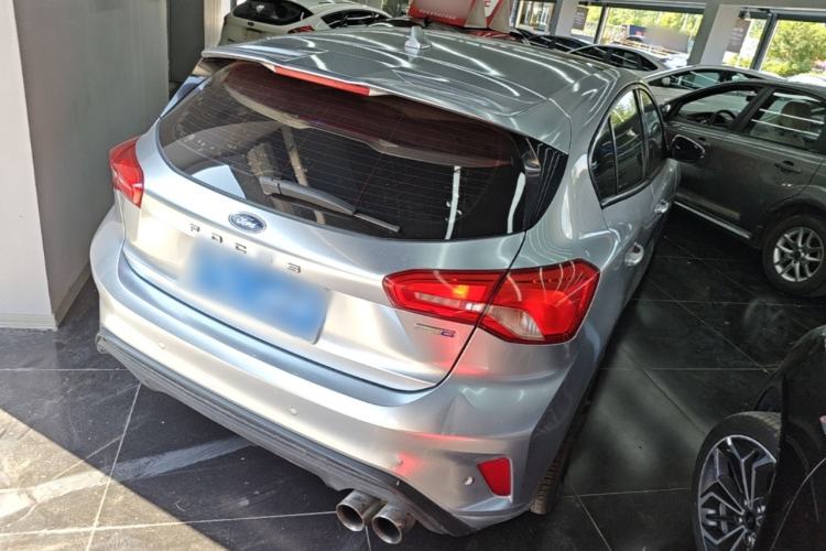 Used Ford Focus 2021 Hatchback EcoBoost 180 Automatic Titanium Edition Rear Right 45 Deg